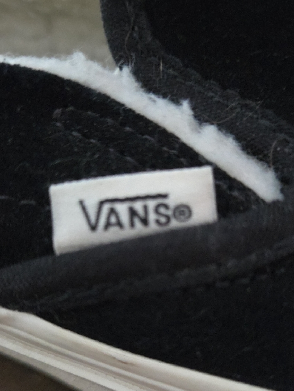 Unisex Vans Black Suede Slip-On Shoes with White Sherpa Lining - Picture 2 of 7